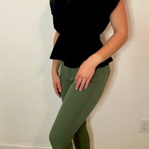 Banana Republic Olive Green Capris, Size Petite 4